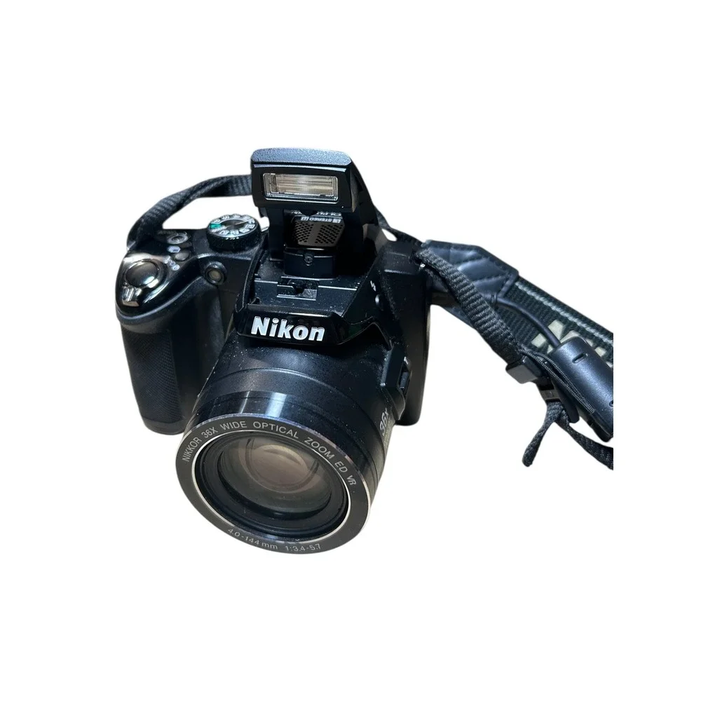 Nikon Coolpix P500 Digital Camera 12.1MP 36x Zoom with Box Not workng